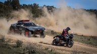 Moto - Noticias: Ducati DesertX y Audi RS Q e-tron juntos: el VIDEO de la comparativa